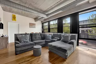 1000 W 15th St, Chicago, IL 60608 - Photo 2