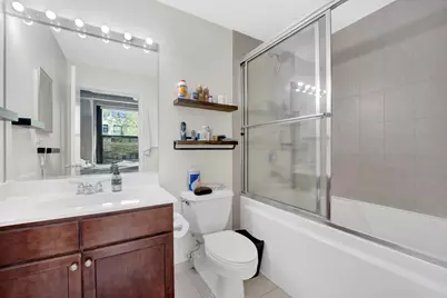 1000 W 15th Street #232, Chicago, IL 60608 - Photo 16