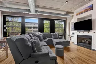 1000 W 15th St, Chicago, IL 60608 - Photo 4