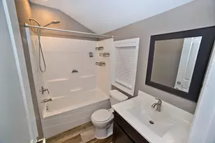 125 Prairie St, Ottawa, IL 61350 - Photo 8