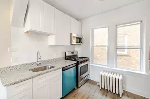 4204 N Kimball Ave, Chicago, IL 60618 - Photo 2