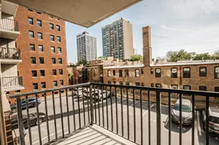 2740 N Pine Grove Ave, Chicago, IL 60614 - Photo 10