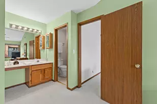 1505 Barrymore Dr, Darien, IL 60561 - Photo 14