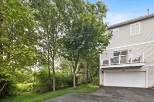 66 Cherbourg Ct, Wheeling, IL 60090 - Photo 24