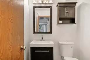 274 W Treehouse Ln, Round Lake, IL 60073 - Photo 14