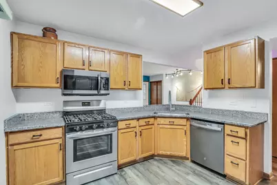 274 W Treehouse Lane #274, Round Lake, IL 60073 - Photo 10