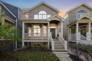 5054 N Claremont Ave, Chicago, IL 60625 - Photo 2