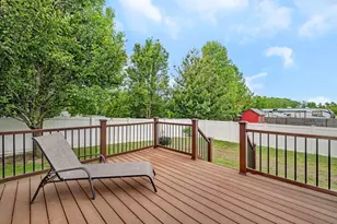 944 W 1st St, Braidwood, IL 60408 - Photo 24