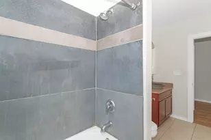 1333 W Taylor St, Chicago, IL 60607 - Photo 16