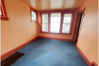 7817 S Rhodes Avenue, Chicago, IL 60619 - Photo 2