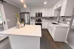 611 Nelson Ave, Romeoville, IL 60446 - Photo 10