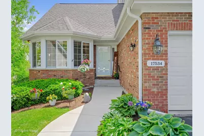 17534 W Windhaven Court, Grayslake, IL 60030 - Photo 2