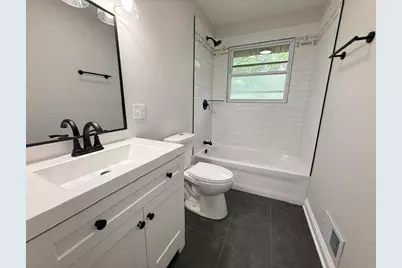 17002 Central Park Avenue, Hazel Crest, IL 60429 - Photo 12