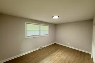 17002 Central Park Ave, Hazel Crest, IL 60429 - Photo 8