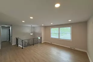 17002 Central Park Ave, Hazel Crest, IL 60429 - Photo 2