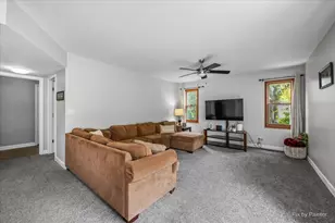 658 Wainsford Dr, Hoffman Estates, IL 60169 - Photo 16