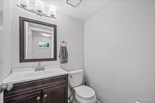 658 Wainsford Dr, Hoffman Estates, IL 60169 - Photo 20