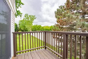 2656 S Cedar Glenn Dr, Arlington Heights, IL 60005 - Photo 6