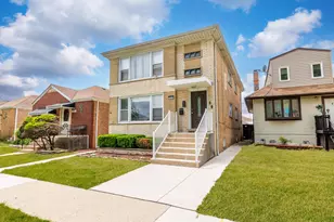 3838 Ridgeland Ave, Berwyn, IL 60402 - Photo 2