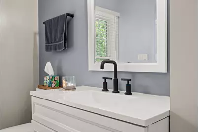 711 S 4th Street, Dekalb, IL 60115 - Photo 22