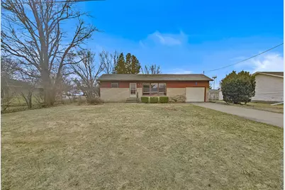 302 Garrett Street, Sherrard, IL 61281 - Photo 1