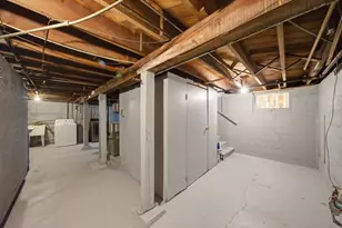 1318 N Jackson St, Waukegan, IL 60085 - Photo 40
