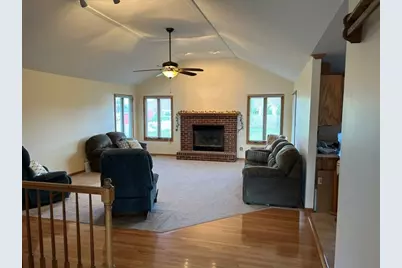 315 Coaler Drive, Coal City, IL 60416 - Photo 4