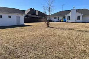 315 Coaler Dr, Coal City, IL 60416 - Photo 20