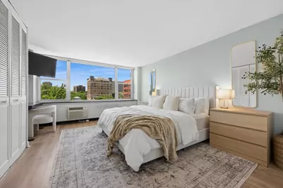4250 N Marine Drive #435, Chicago, IL 60613 - Photo 8