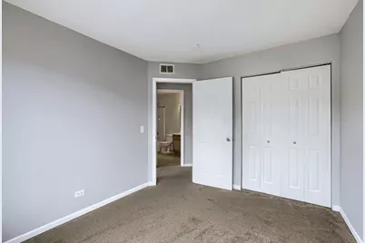 34290 N Barberry Road, Round Lake Beach, IL 60073 - Photo 24