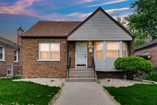 12755 S Parnell St, Chicago, IL 60628 - Photo 1