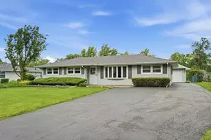 804 W Kent Ave, Crete, IL 60417 - Photo 4