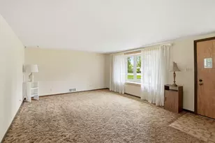 804 W Kent Ave, Crete, IL 60417 - Photo 10