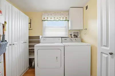 804 W Kent Avenue, Crete, IL 60417 - Photo 16