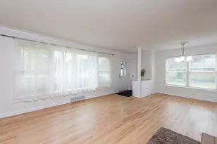 2932 Bethel Blvd, Zion, IL 60099 - Photo 4