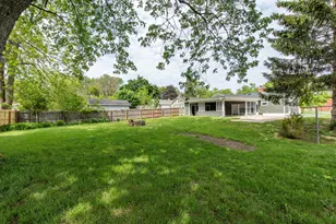 2932 Bethel Blvd, Zion, IL 60099 - Photo 34