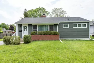 2932 Bethel Blvd, Zion, IL 60099 - Photo 1