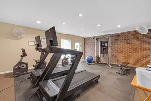 945 E Kenilworth Ave, Palatine, IL 60074 - Photo 28