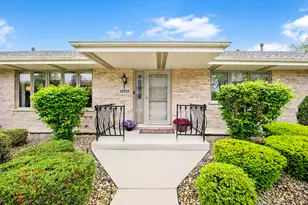 10935 Colorado Ct, Orland Park, IL 60467 - Photo 2