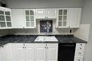 8203 Niles Center Rd, Skokie, IL 60077 - Photo 6