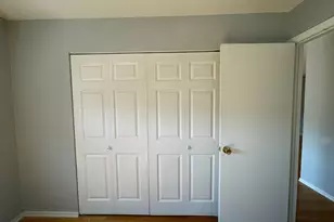 8203 Niles Center Rd, Skokie, IL 60077 - Photo 12