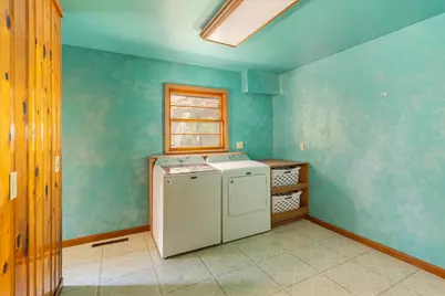 1048 Warren Street, Henry, IL 61537 - Photo 16