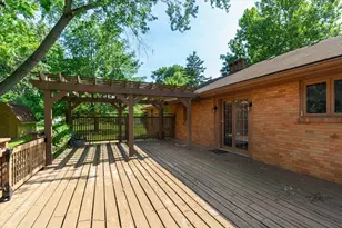 1048 Warren St, Henry, IL 61537 - Photo 24