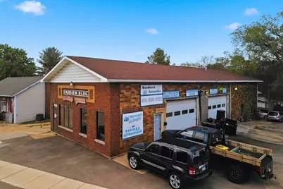 1114 S Galena Avenue, Dixon, IL 61021 - Photo 1