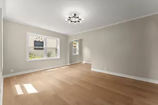 305 S Fair St, Champaign, IL 61821 - Photo 6