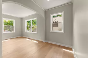 305 S Fair St, Champaign, IL 61821 - Photo 10