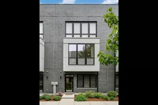 525 N Bishop St, Chicago, IL 60642 - Photo 1