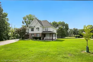 7350 Forest Hill Rd, Burr Ridge, IL 60527 - Photo 34