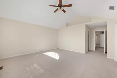 113 Valencia Parkway, Gilberts, IL 60136 - Photo 16