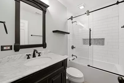 619 N Racine Avenue #1, Chicago, IL 60642 - Photo 22